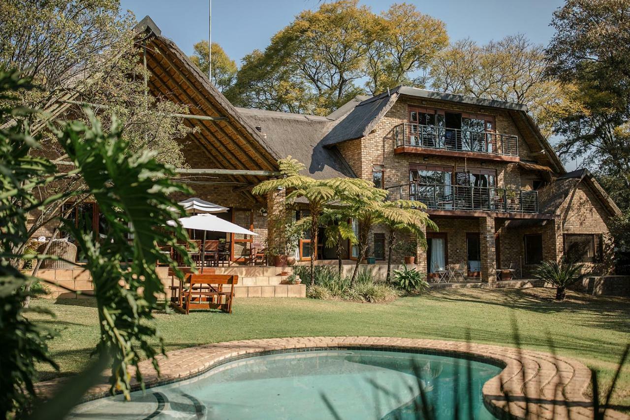 50 On Shepherd Boutique Guest House Sandton Exterior photo